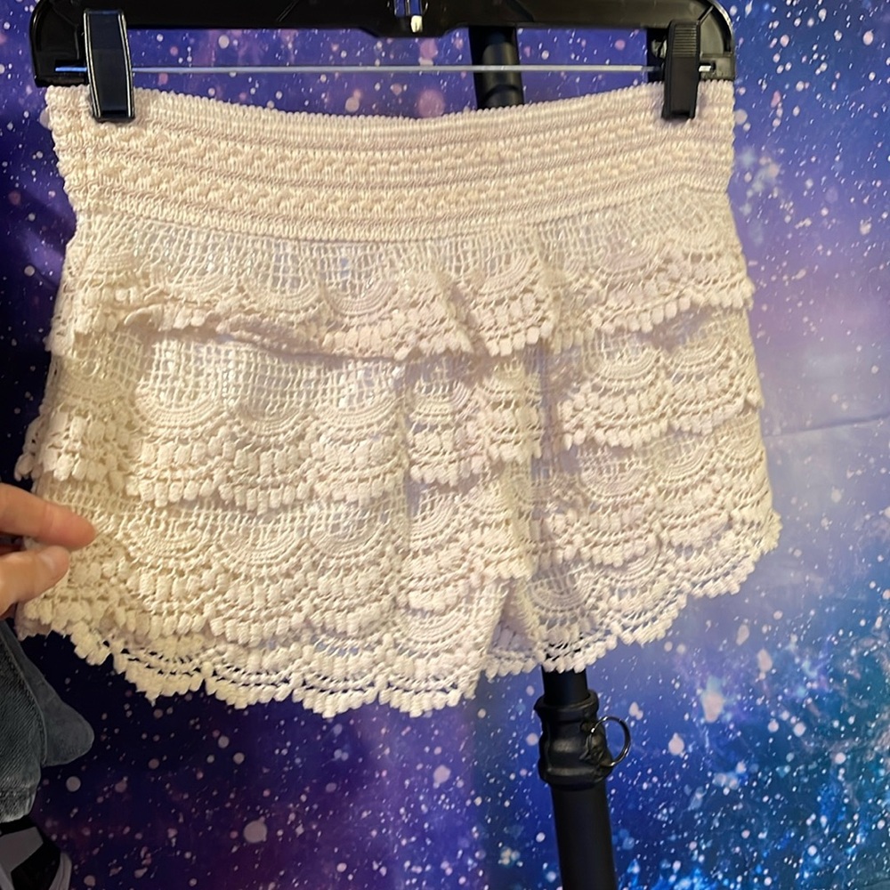 LS-135 U-Style Vintage 90s Mini Crochet Shorts